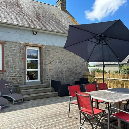 G593 Hébergement de vacances *